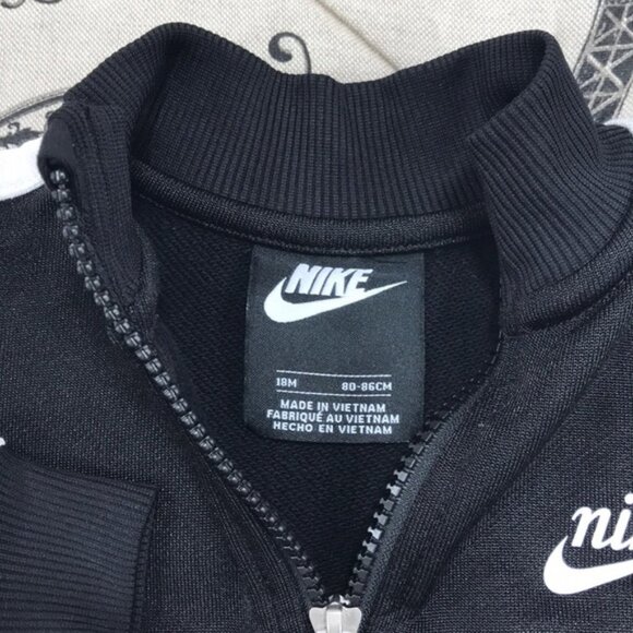 Infant Girl's Nike Icon Jacket & Track Pants Set - Picture 7 of 8